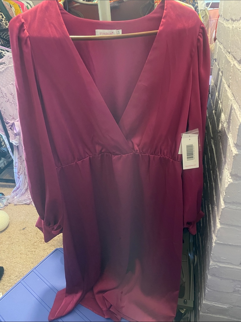 Shoe Dazzle Magenta V-Neck Long Sleeve Dress